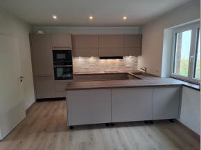 K&uuml;chenmontage nach Umzug in Hannover &ndash; Wiederaufbau der bestehenden K&uuml;che